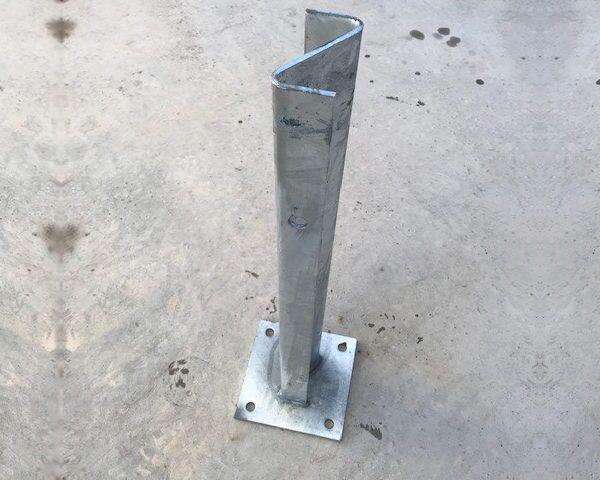 Z Posts - Durable & Reliable Barrier Systems | Armco Direct